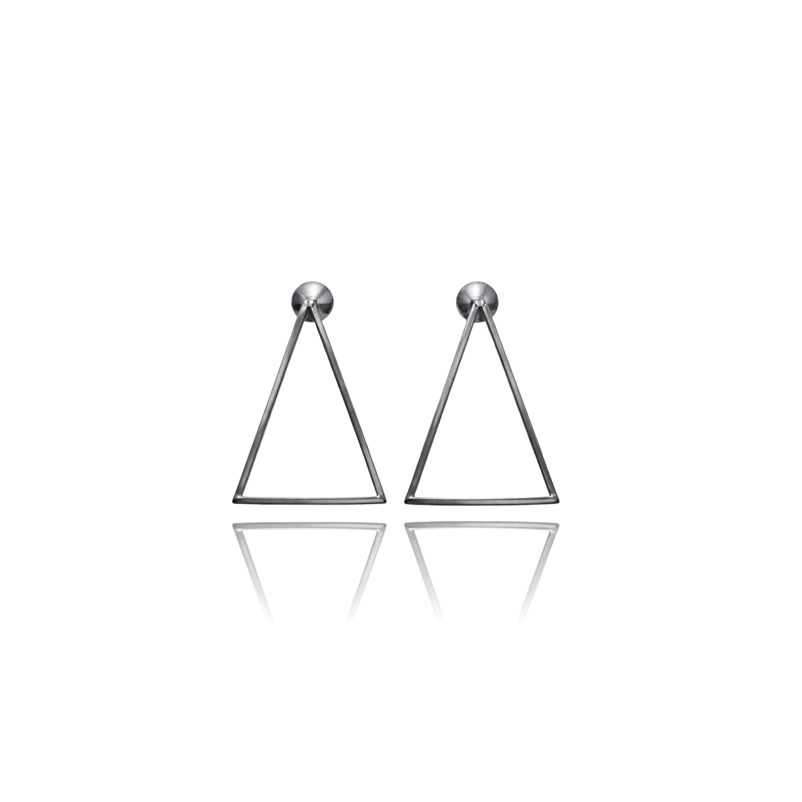 Nine earrings N.5