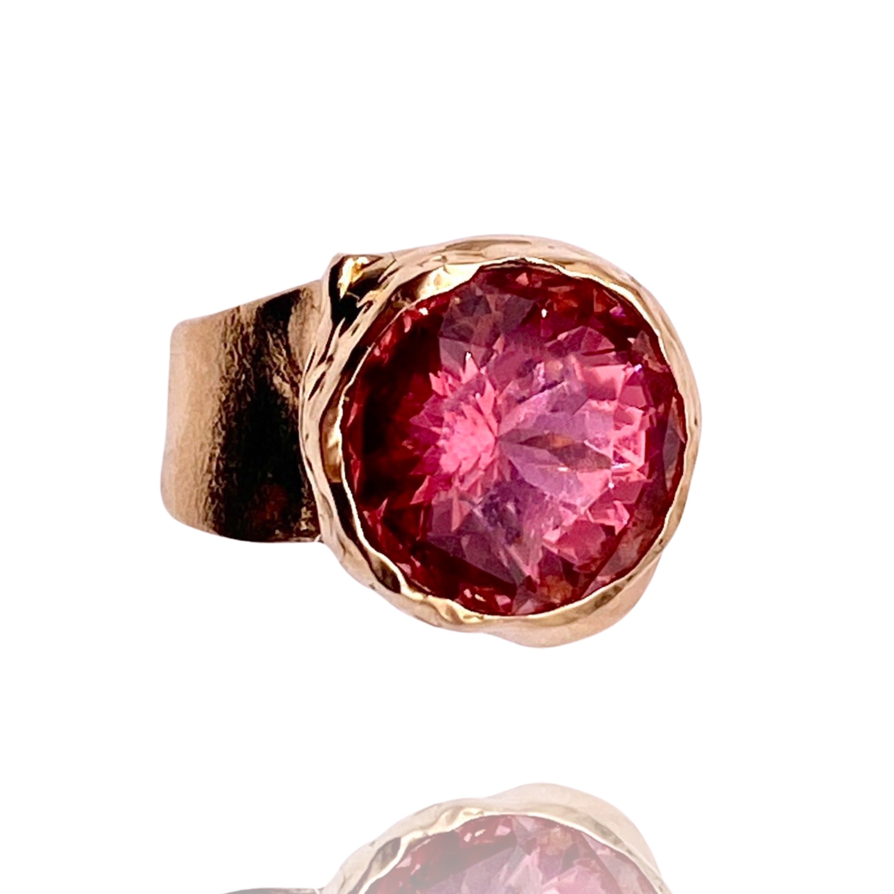 18kt Rose Gold Chevalier Ring with Rubellite