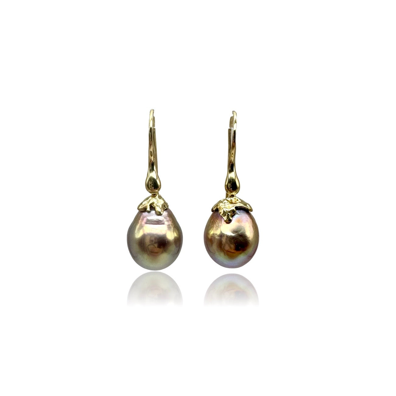 18 kt Yellow Gold Organic Earrings with Freshwater Pearls