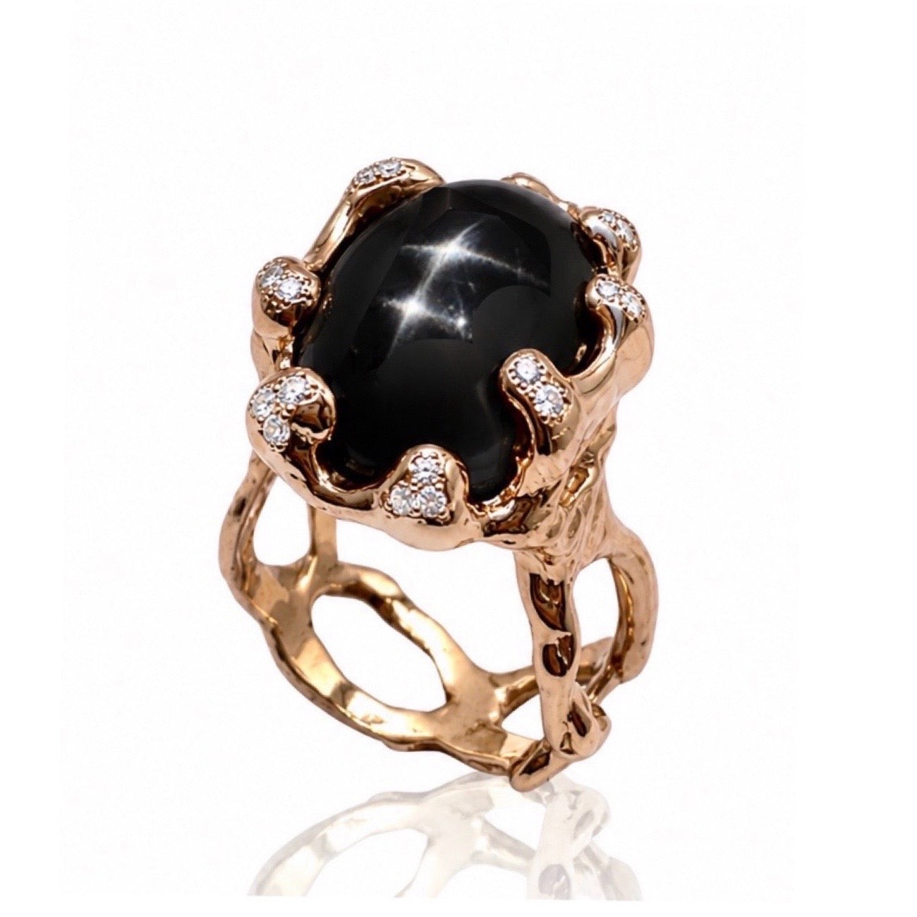 18kt Gold Petite Quercus Ring with Star Diopside and diamonds