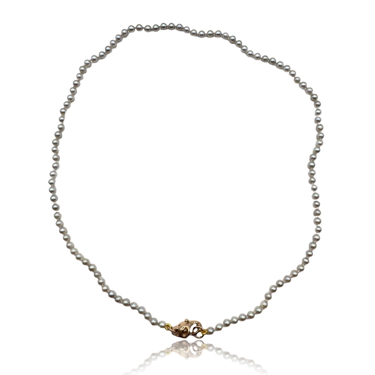 Light grey natural color Akoya pearls pearls necklace with 18kt rose clasp