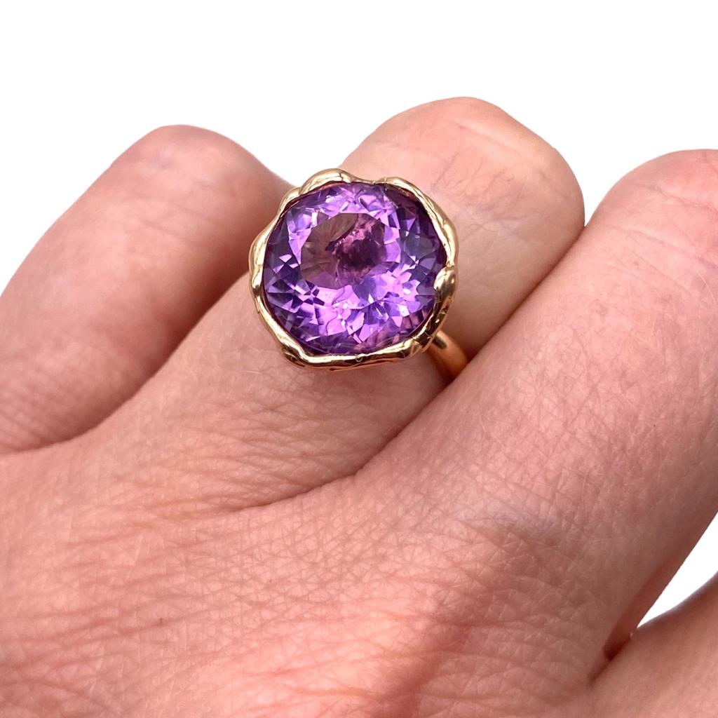Microbo Ring With Amethyst
