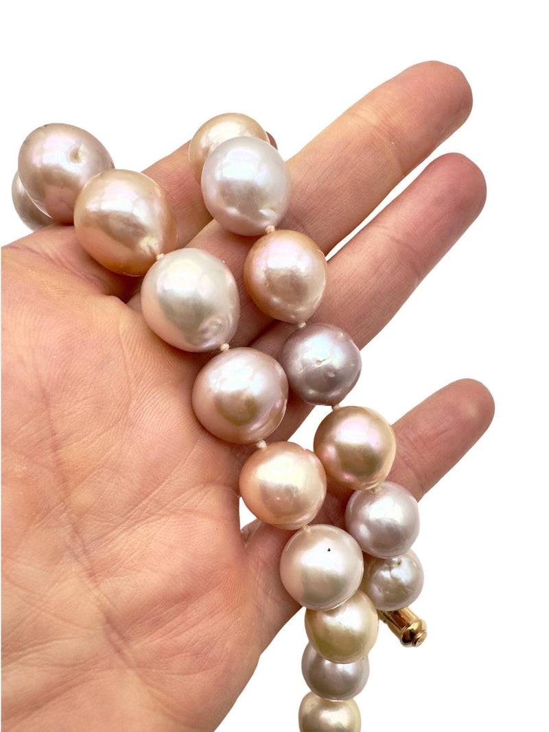 18 kt  rose gold fresh water pink pearls necklace