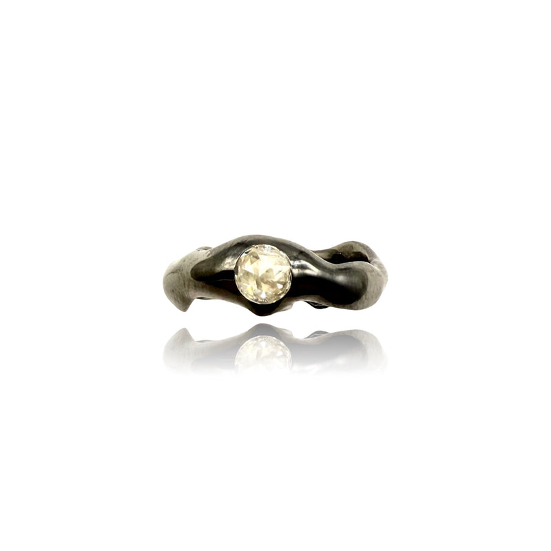 Silver black rhodium plated Organic Band with icy Diamond
