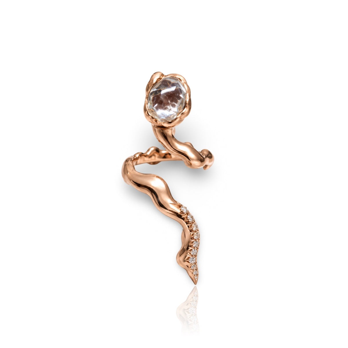 18 kt Snake ring with cabochon diamond