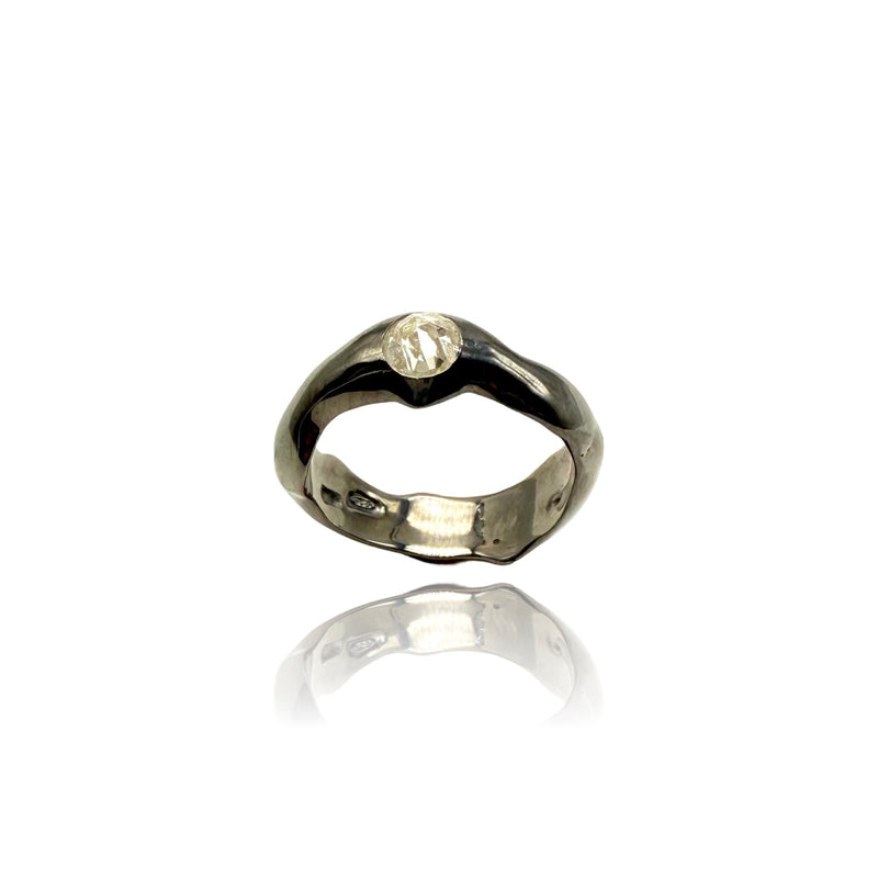 Silver black rhodium plated Organic Band with icy Diamond