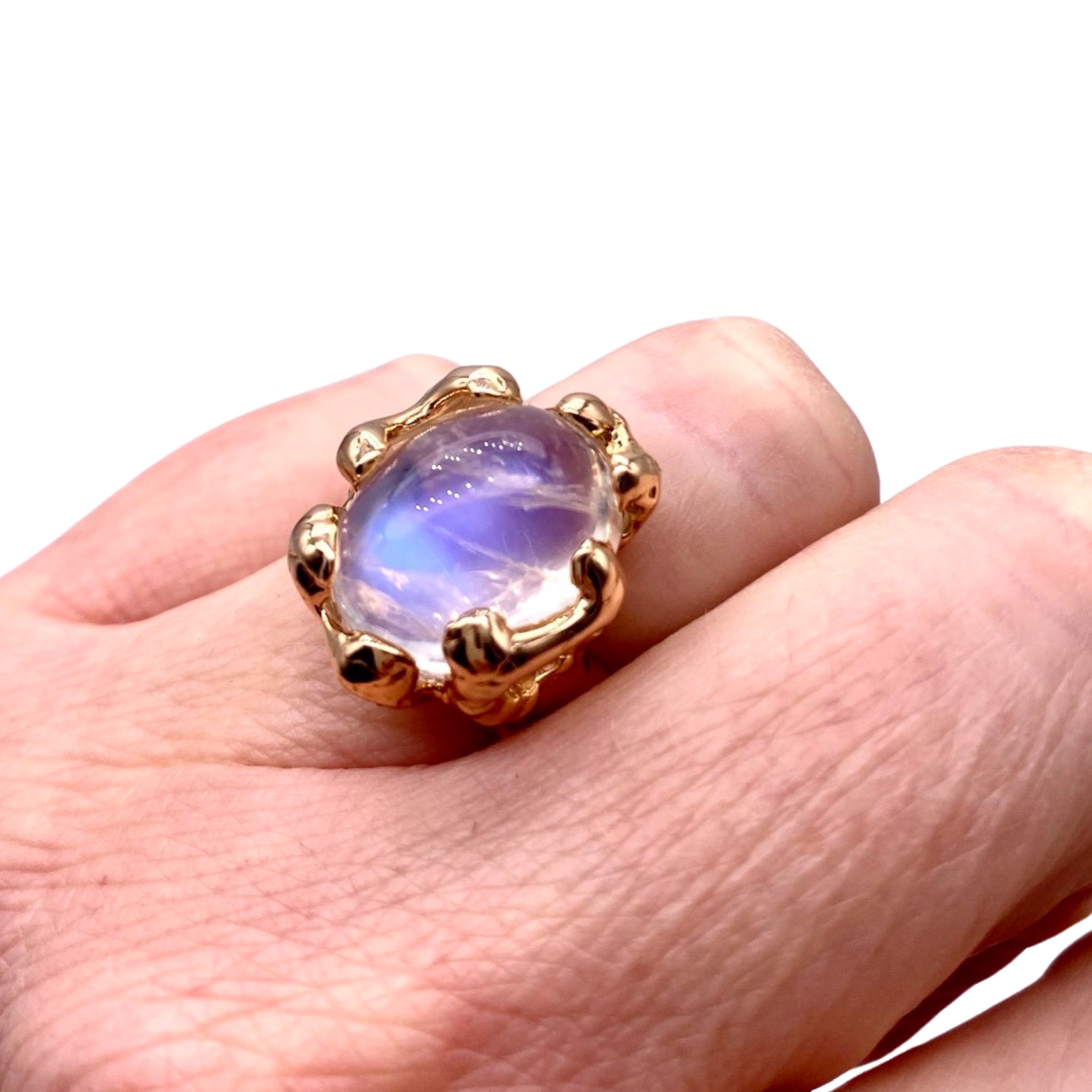18kt Gold Petite Quercus Rainbow Moonstone Ring