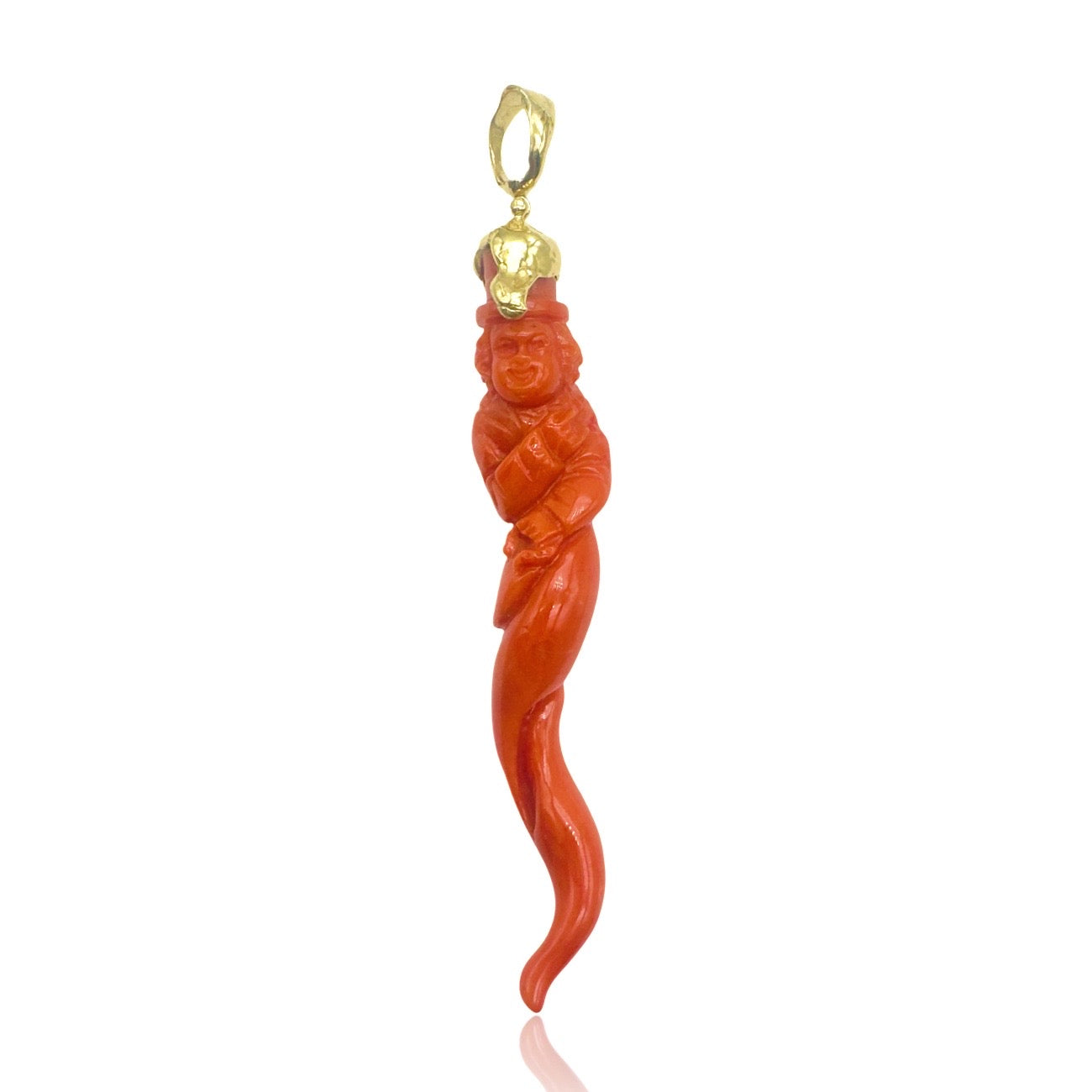 18kt Yellow Gold pendant with coral corn
