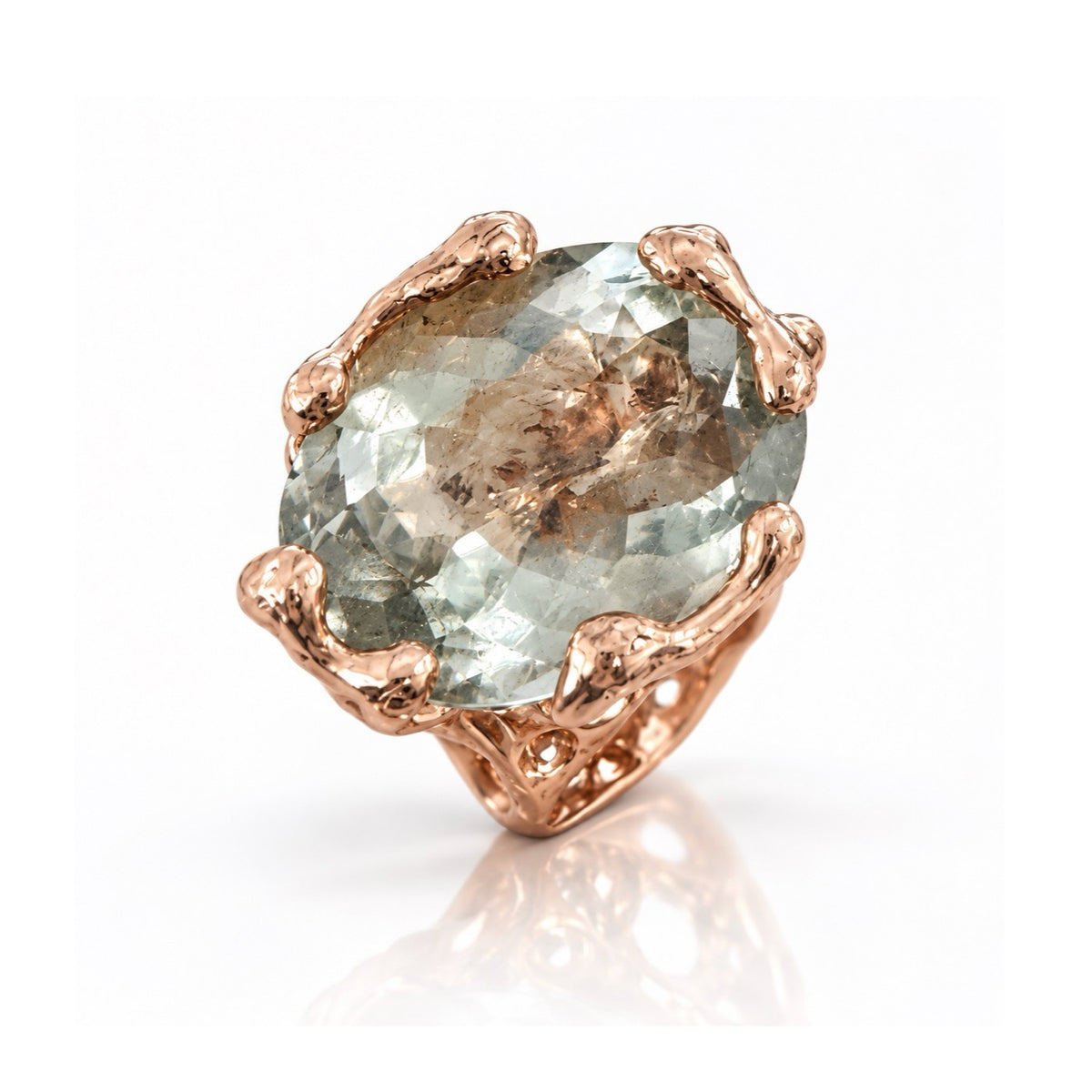 Sterling Silver plated in vermeil Rose Gold plated pois Ring with Oval broiler cut green Quartz