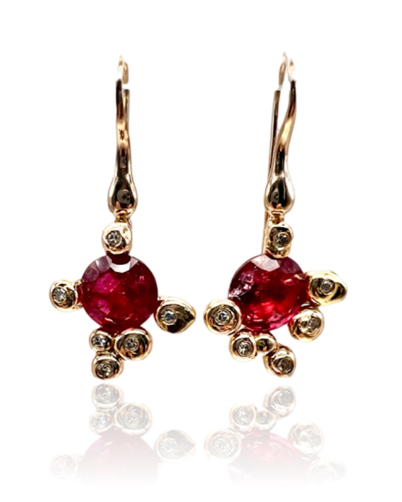 18kt Gold Earrings with red Tourmaline and diamonds