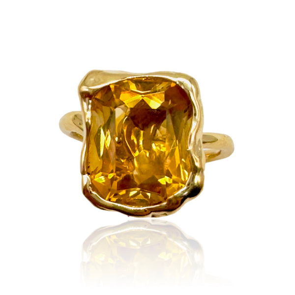 18kt yellow Gold Microbo Quartz Citrine Ring