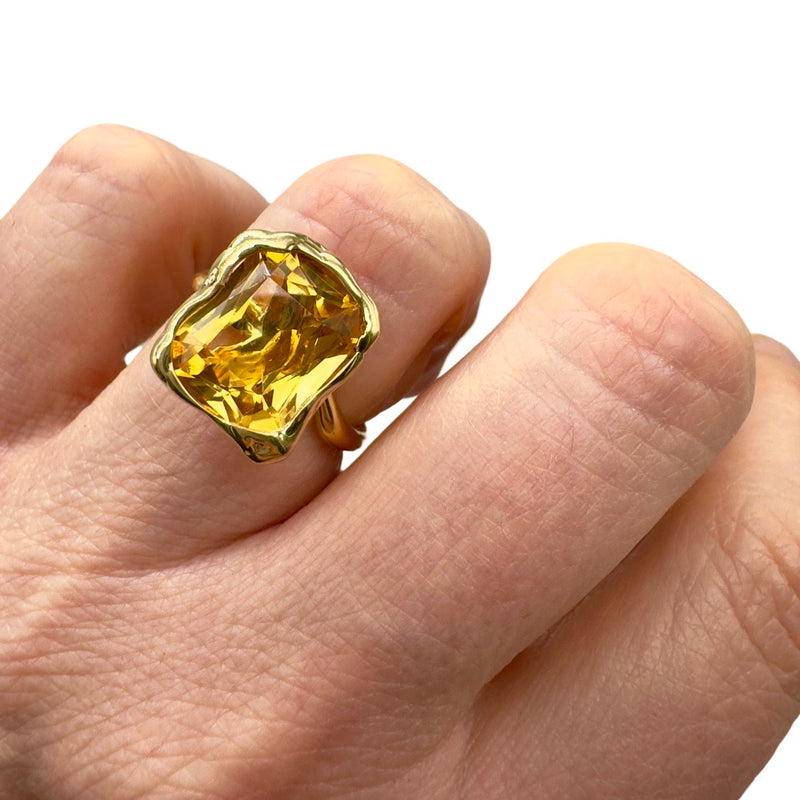 18kt yellow Gold Microbo Quartz Citrine Ring