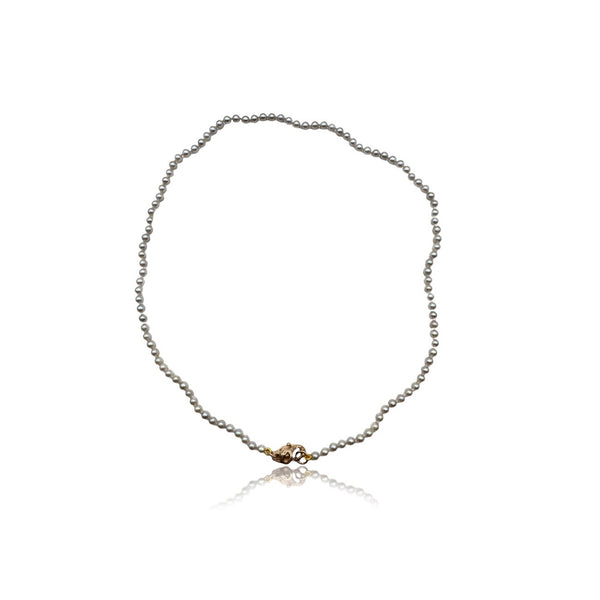 Akoya Pearl necklace with 18kt gold clasp