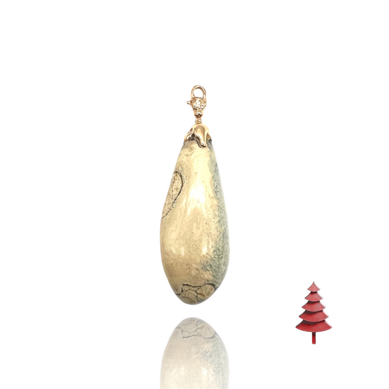 White amber Pendant 18kt Rose Gold